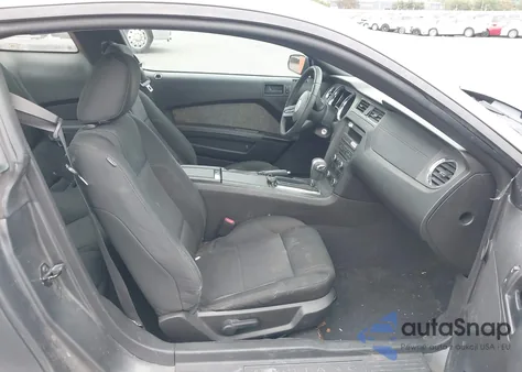 2010 Ford Mustang Gt z USA, uszkodzony, nr VIN 1ZVBP8CH5A5131852